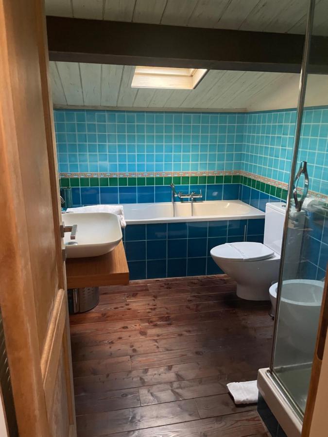 Suite Home Al Centro Di Сасари Екстериор снимка